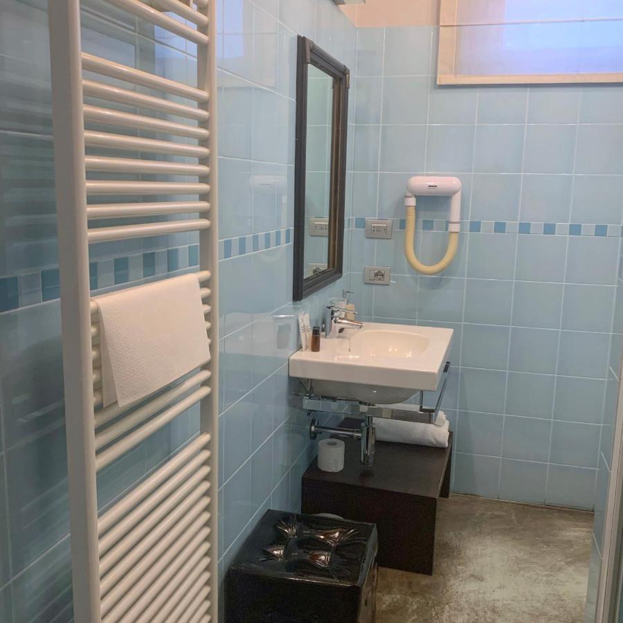 Cortiletto D'Alba Camere Con Ristorante エクステリア 写真