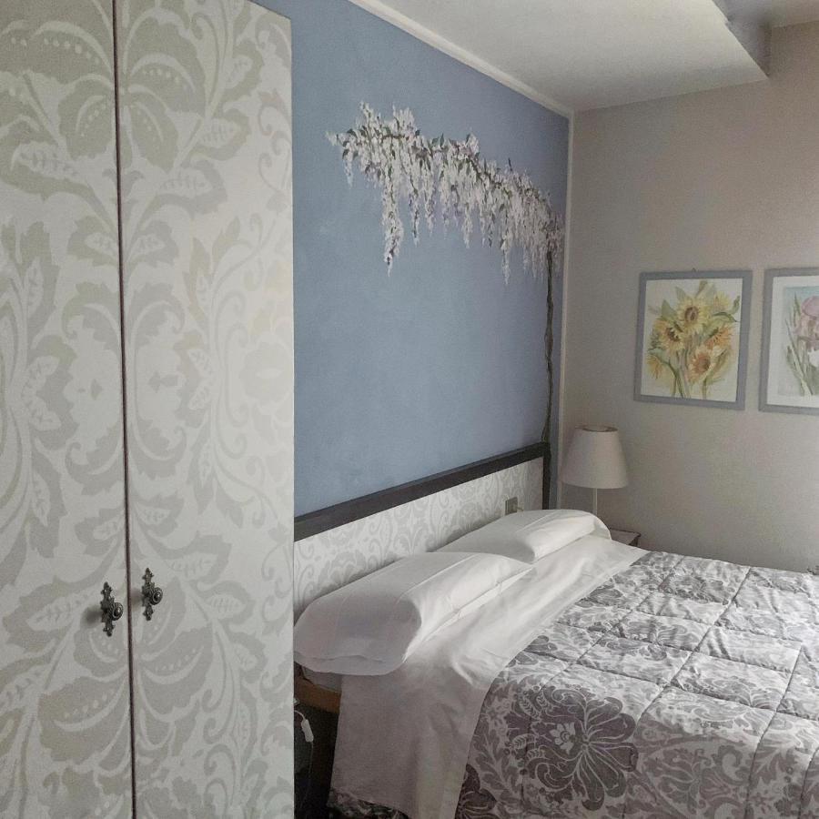 Cortiletto D'Alba Camere Con Ristorante エクステリア 写真