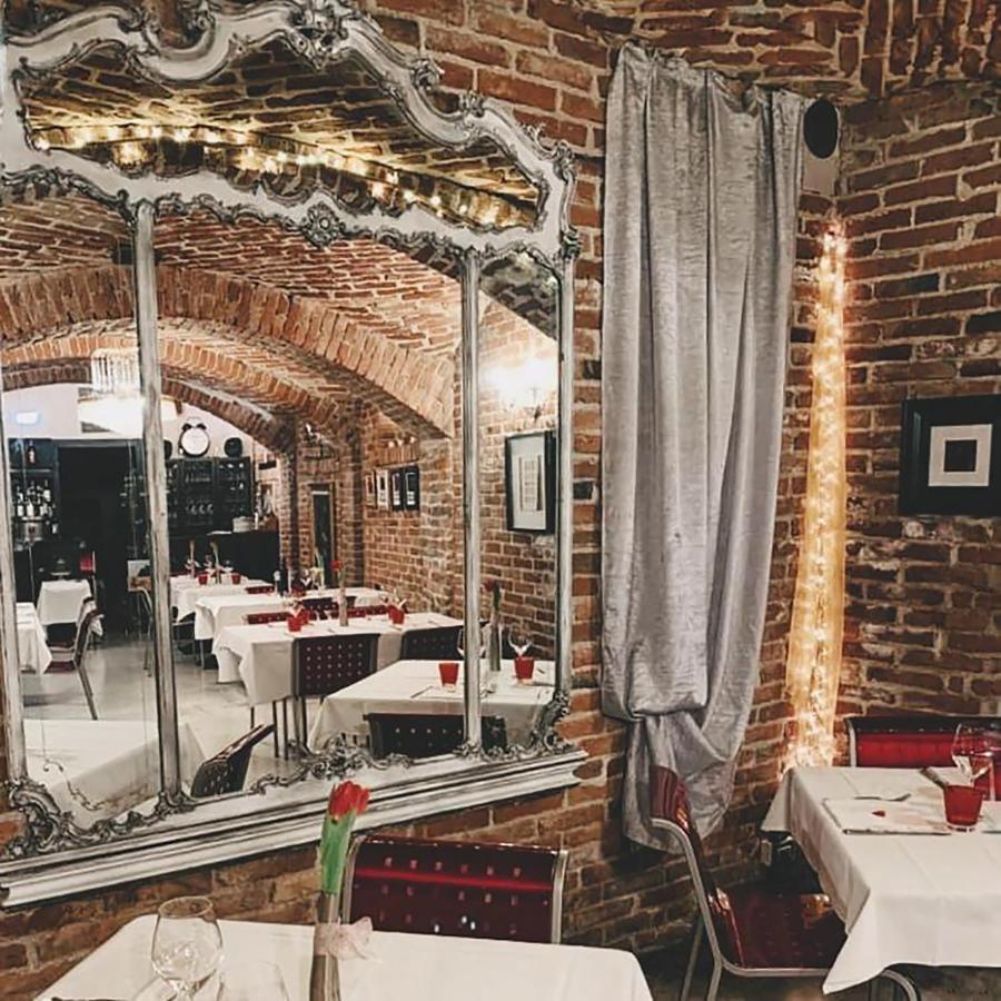 Cortiletto D'Alba Camere Con Ristorante エクステリア 写真